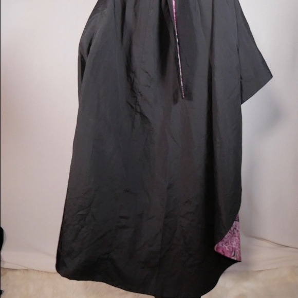 SIMONTON Says Rain Poncho Designed by George Simonton Purple Animal Print Lining - Picture 10 of 16